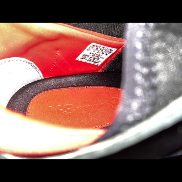 Y-3 Boost QR | Size: 12 1/2 | Price: 175 - Picture 3 of 3